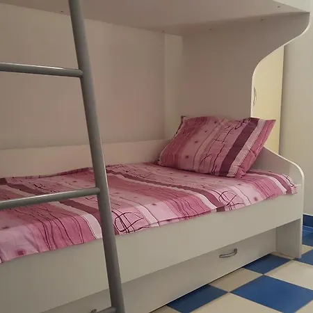 House Popovic * Сучурай